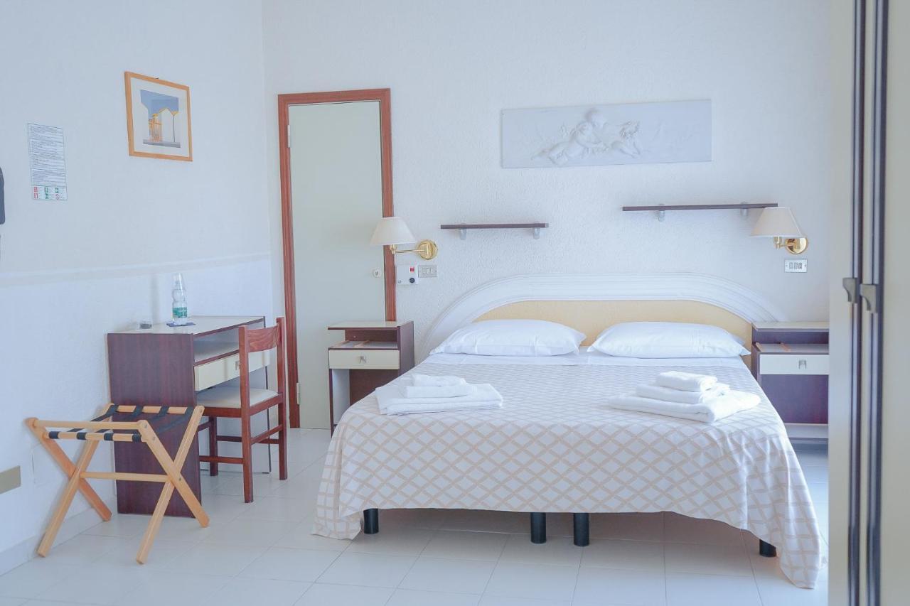 קאטוליקה Hotel Continental מראה חיצוני תמונה