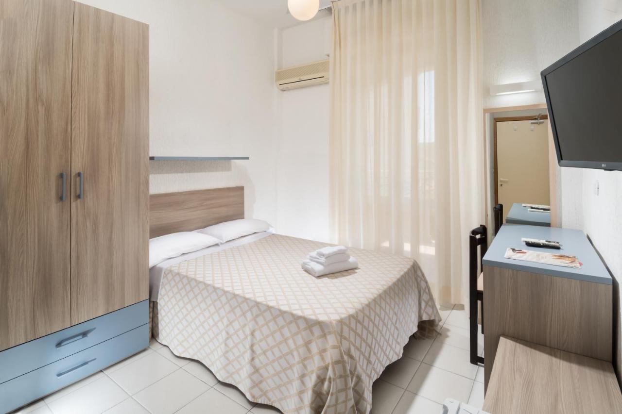 קאטוליקה Hotel Continental מראה חיצוני תמונה