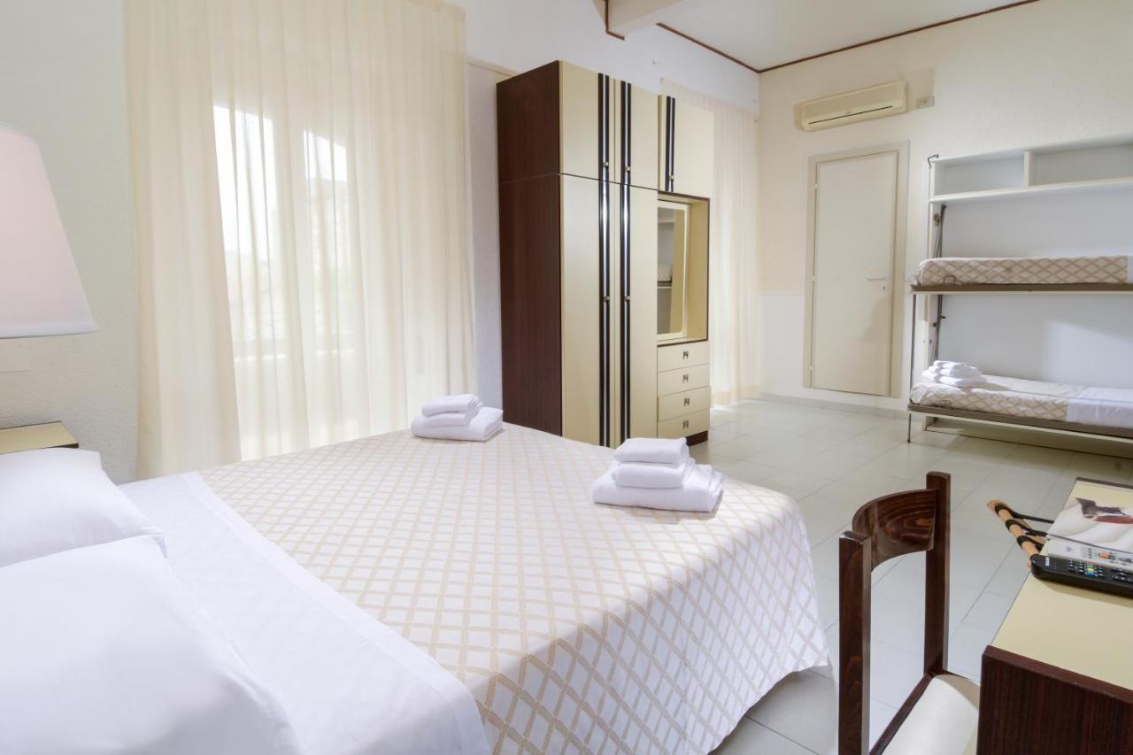 קאטוליקה Hotel Continental מראה חיצוני תמונה