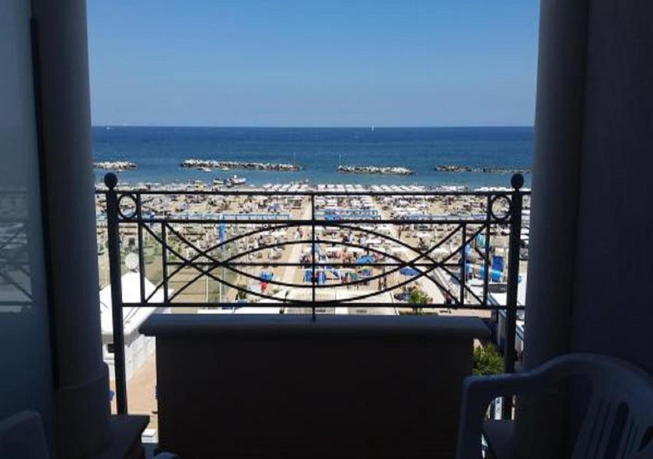 קאטוליקה Hotel Continental מראה חיצוני תמונה